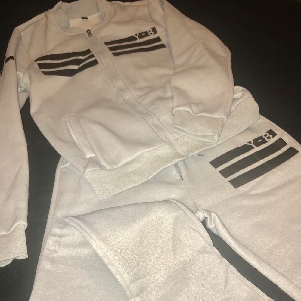 Brand NEW Y-8 Mens Tracksuit Jacket/Pants 2 piece